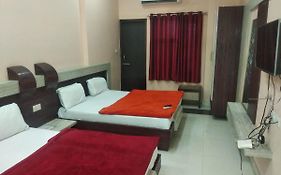 Negi'S Grand By Wb Hotels