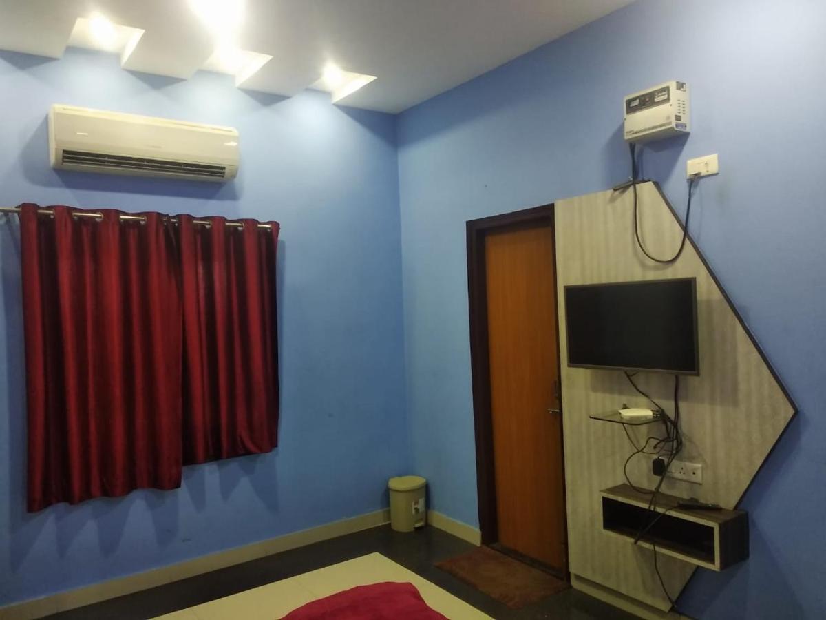 Negi'S Grand By Wb Hotels Kanpur Exterior photo
