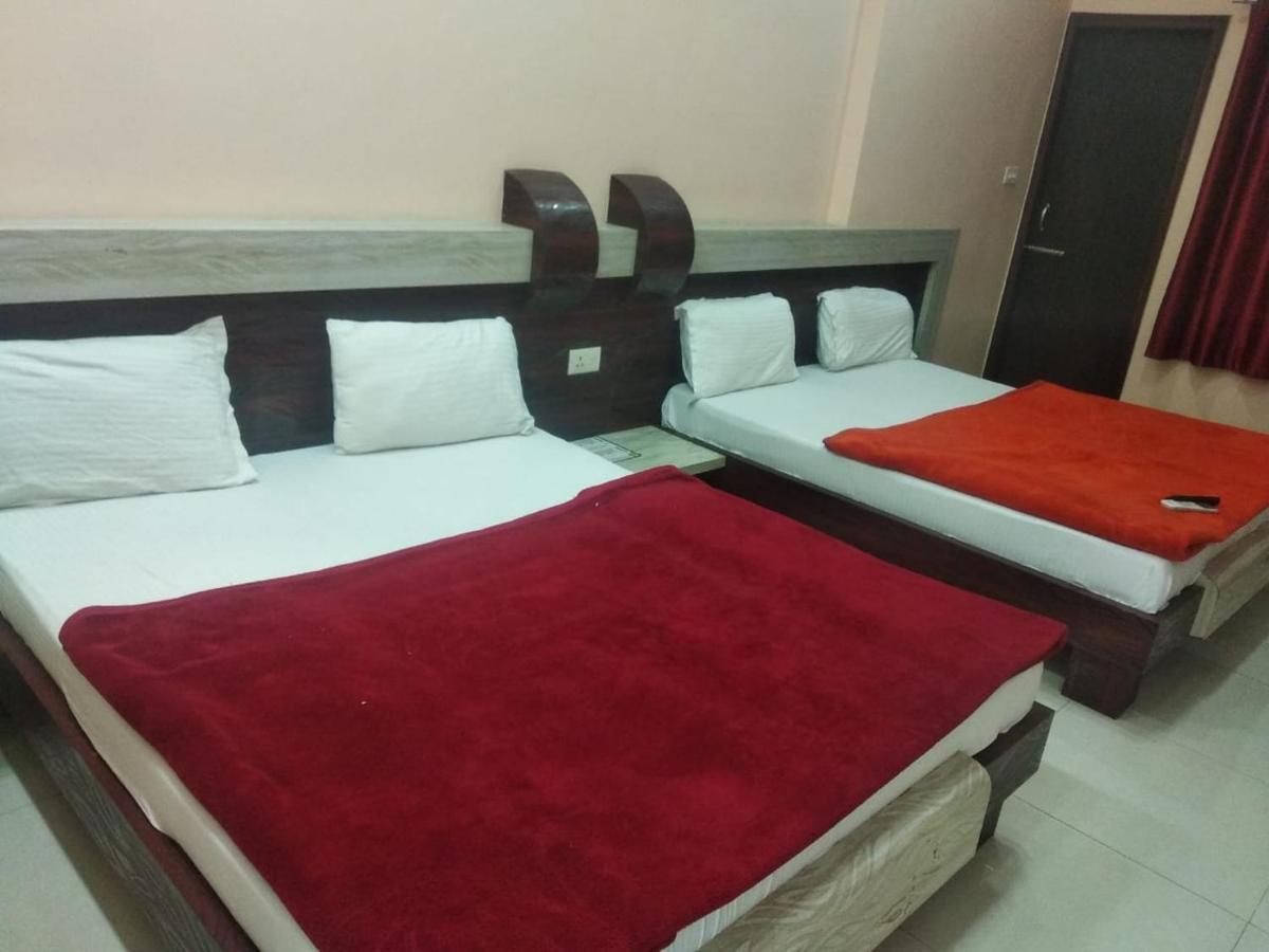 Negi'S Grand By Wb Hotels Kanpur Exterior photo