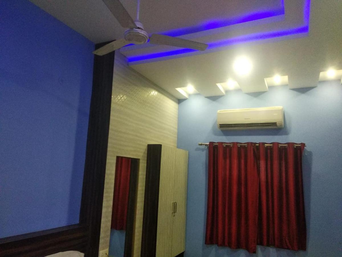 Negi'S Grand By Wb Hotels Kanpur Exterior photo